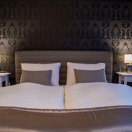 Orient Suite Sarvar Exterior foto