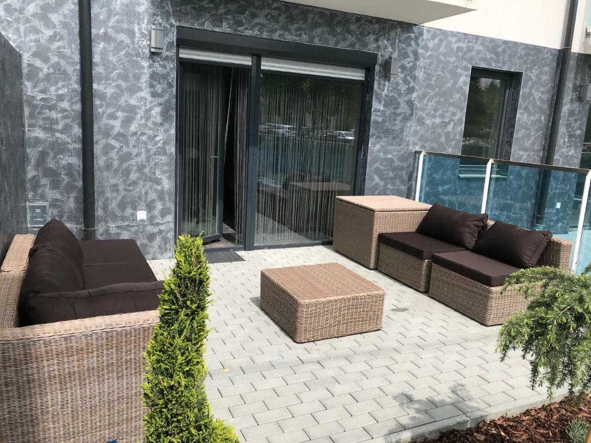 Orient Suite Sarvar Exterior foto